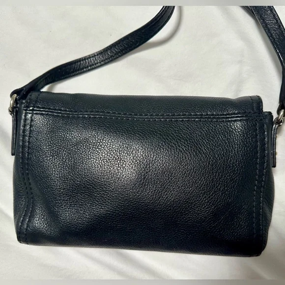 kate spade Cobble Hill Mini Carson Crossbody bag in Black - Picture 5 of 9